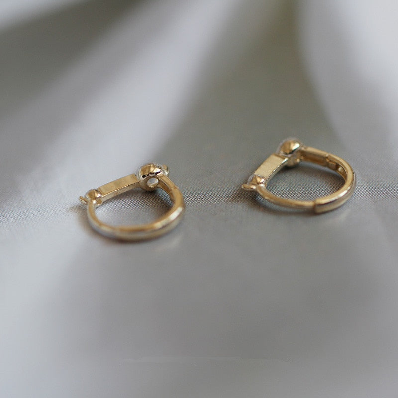 Plating Crystal U-shaped  Earrings - Gold 14K/Silver 925