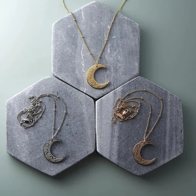 Arabic Religious Moon Pendant Necklace