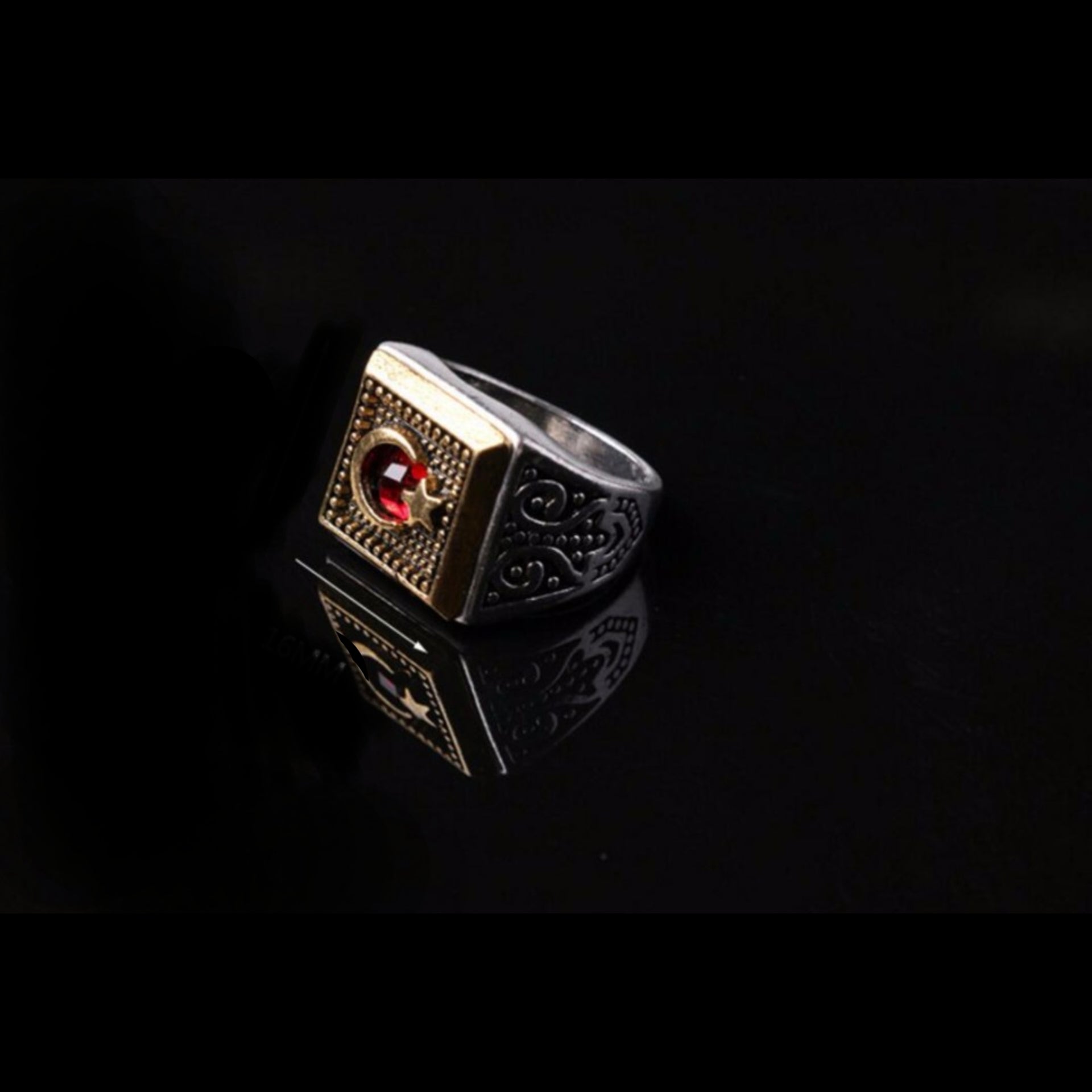 Moon Star Muslim Ring with red Stone | Zinc Alloy