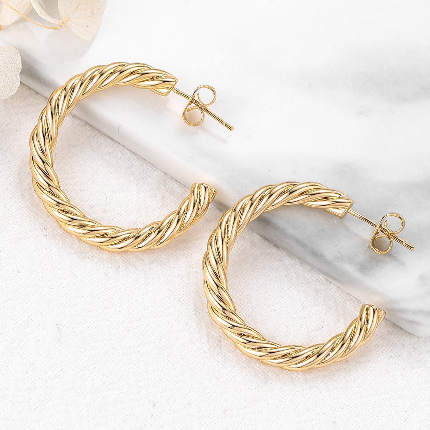 Textured Hoop Earrings Scallop Gold